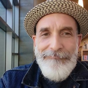 Meet your Posher, Gary